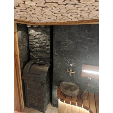 Чугунная печь для бани Инжкомцентр ВВД Калита Князь (талькохлорит) с чугунным порталом и чугунной дверцей, дымоход сверху