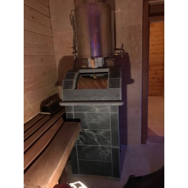 Чугунная печь для бани Инжкомцентр ВВД Калита Князь (талькохлорит) с чугунной дверцей, дымоход сверху